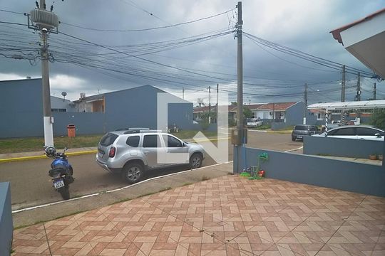 Pátio de casa de condomínio à venda com 2 quartos, 80m² em Mato Grande, Canoas