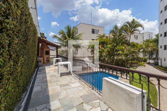 Área comum de apartamento à venda com 3 quartos, 180m² em Moema, São Paulo