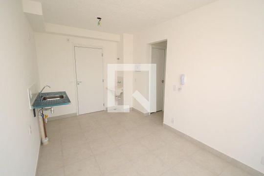 Sala/Cozinha de apartamento à venda com 2 quartos, 35m² em Socorro, São Paulo