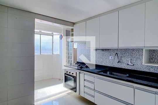 Cozinha de apartamento para alugar com 2 quartos, 77m² em Alto da Mooca, São Paulo