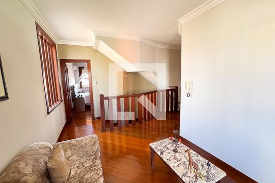Sala 2 de casa à venda com 4 quartos, 480m² em Eldorado, Contagem