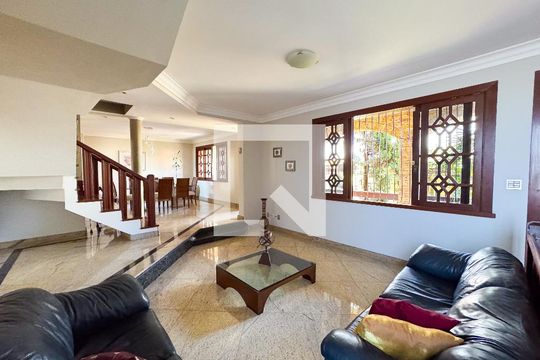 Casa à venda com 4 quartos, 480m² em Eldorado, Contagem