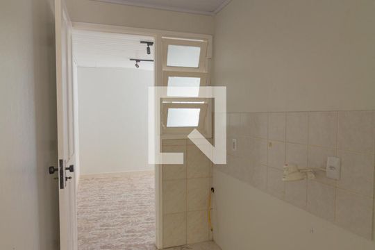 Cozinha de casa de condomínio à venda com 2 quartos, 87m² em Rio Branco, Canoas
