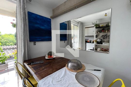 sala de apartamento à venda com 2 quartos, 60m² em São Miguel, São Leopoldo