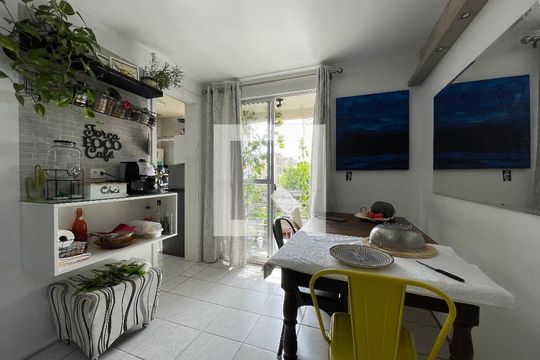 sala de apartamento à venda com 2 quartos, 60m² em São Miguel, São Leopoldo
