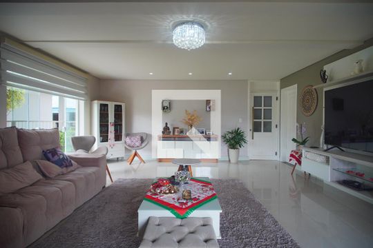 Sala de casa à venda com 5 quartos, 343m² em Ideal, Novo Hamburgo