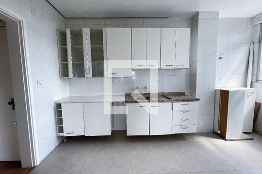 Cozinha de apartamento à venda com 3 quartos, 147m² em Rio dos Sinos, São Leopoldo