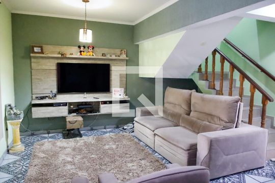 Casa à venda com 3 quartos, 214m² em Jardim Roberto, Osasco