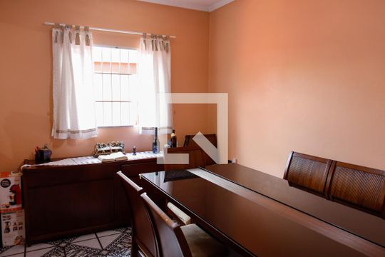 Cozinha de casa à venda com 3 quartos, 214m² em Jardim Roberto, Osasco