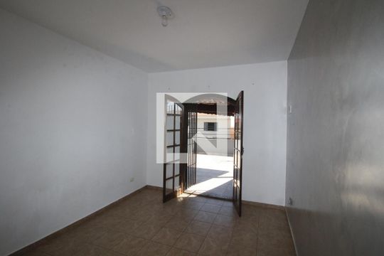 Quarto 2 de casa à venda com 3 quartos, 140m² em Vila Carrão, São Paulo