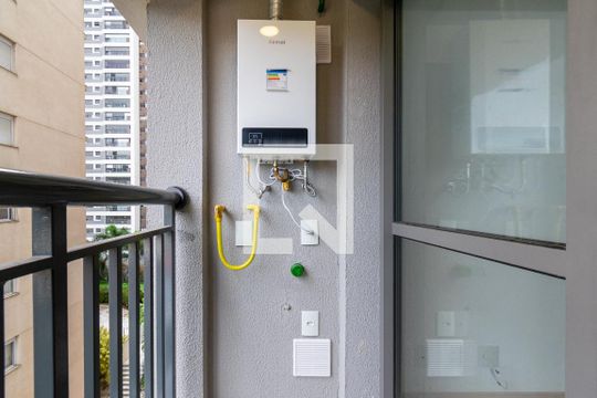 Sacada de apartamento à venda com 1 quarto, 29m² em Jardim Prudência, São Paulo