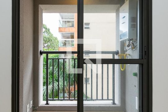 Sacada de apartamento à venda com 1 quarto, 29m² em Jardim Prudência, São Paulo