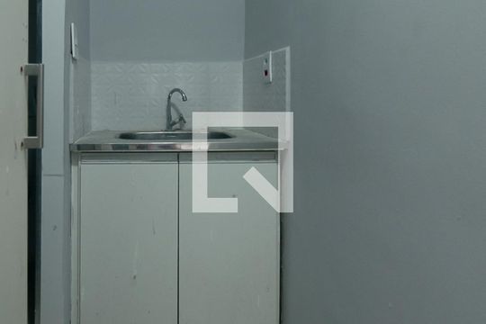 Cozinha de kitnet/studio para alugar com 0 quarto, 20m² em Bela Vista, São Paulo