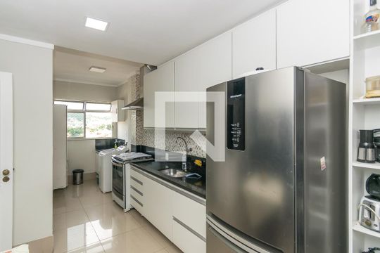 Cozinha de apartamento para alugar com 3 quartos, 88m² em Brás de Pina, Rio de Janeiro