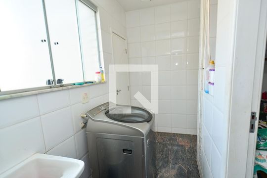 Area serviço de apartamento para alugar com 3 quartos, 100m² em Cidade Nova, Belo Horizonte