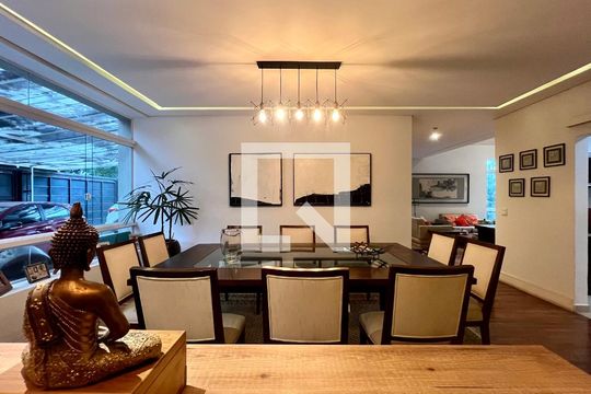 Bar de casa à venda com 4 quartos, 430m² em Alto de Pinheiros, São Paulo