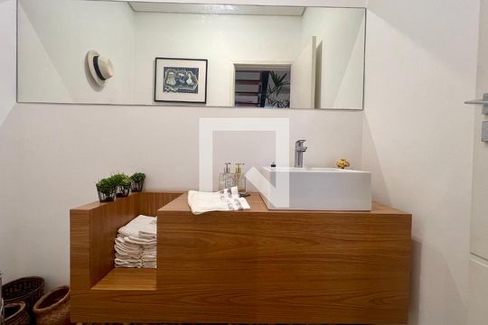 Lavabo de casa à venda com 4 quartos, 430m² em Alto de Pinheiros, São Paulo