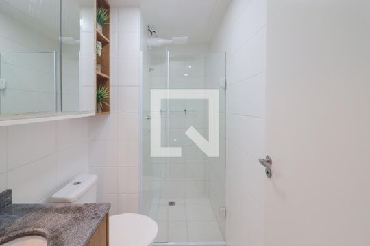 Banheiro de apartamento para alugar com 2 quartos, 34m² em Butantã, São Paulo