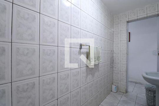 Banheiro de casa à venda com 6 quartos, 200m² em Perdizes, São Paulo
