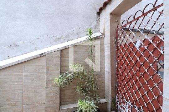Detalhe de casa à venda com 6 quartos, 200m² em Perdizes, São Paulo