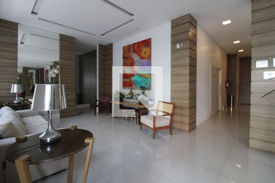 Hall de Entrada do prédio de apartamento à venda com 1 quarto, 42m² em Cambuí, Campinas