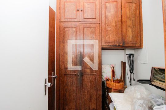 Quarto de Serviço de apartamento à venda com 4 quartos, 128m² em Cidade Nova, Belo Horizonte