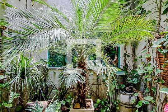 Varanda da Sala de casa à venda com 4 quartos, 480m² em Vila Bertioga, São Paulo