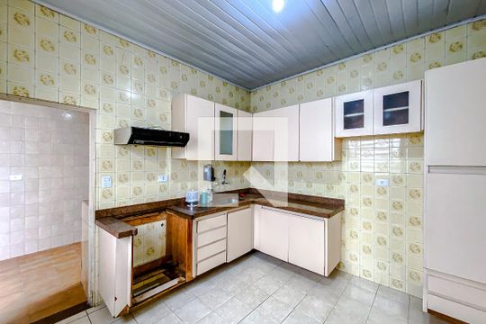 Cozinha de casa para alugar com 3 quartos, 136m² em Vila Oratorio, São Paulo