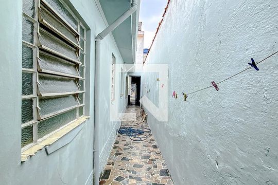 Área externa de casa para alugar com 3 quartos, 136m² em Vila Oratorio, São Paulo