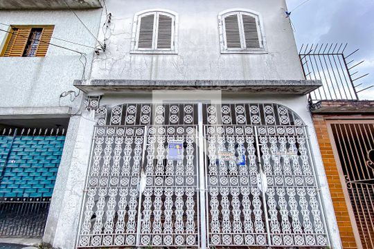 Fachada de casa para alugar com 3 quartos, 136m² em Vila Oratorio, São Paulo