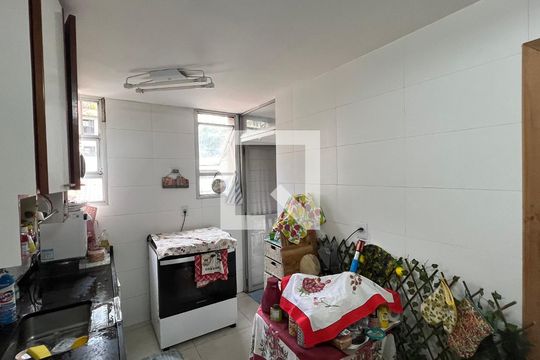 Cozinha de apartamento para alugar com 2 quartos, 128m² em Jardim Paulista, São Paulo