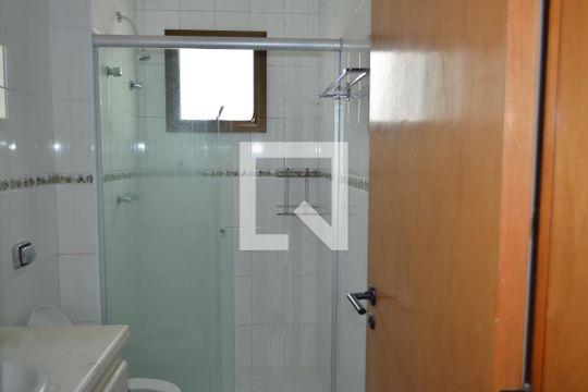 Banheiro de apartamento à venda com 3 quartos, 110m² em Jardim Vila Mariana, São Paulo