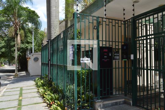 Placa de apartamento à venda com 3 quartos, 110m² em Jardim Vila Mariana, São Paulo