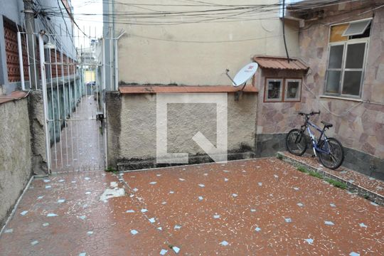 Área comum de casa para alugar com 2 quartos, 98m² em Sampaio, Rio de Janeiro