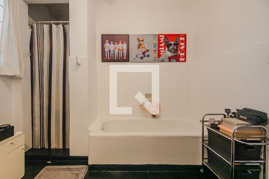 Banheiro de apartamento à venda com 3 quartos, 140m² em Jardim Paulista, São Paulo