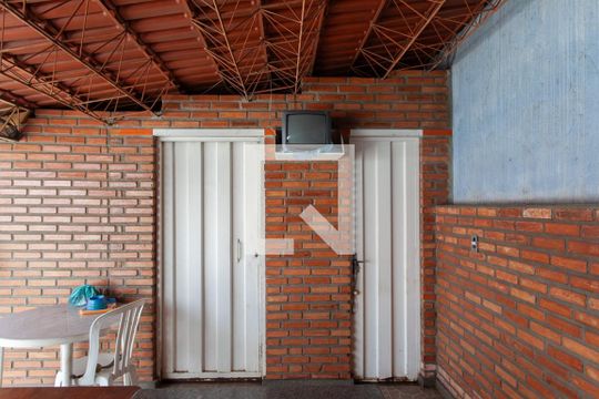 Quarto de despejo de casa à venda com 3 quartos, 300m² em Etelvina Carneiro, Belo Horizonte