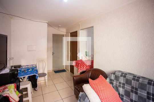 Apartamento à venda com 2 quartos, 46m² em Campanário, Diadema
