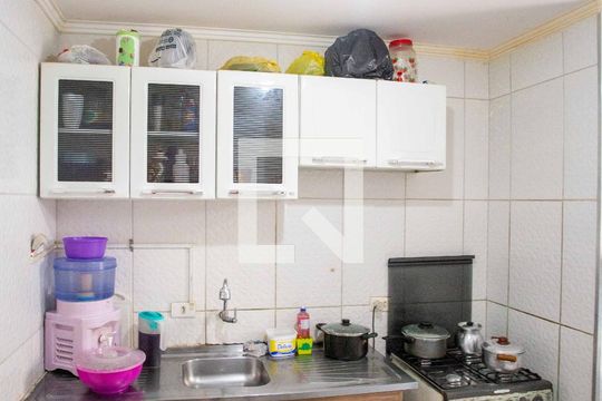 Cozinha de apartamento à venda com 2 quartos, 46m² em Campanário, Diadema