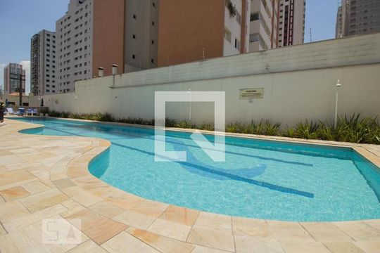 Piscina adulto de apartamento à venda com 2 quartos, 64m² em Tatuapé, São Paulo