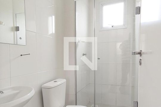 Banheiro de apartamento à venda com 2 quartos, 60m² em Canudos, Novo Hamburgo