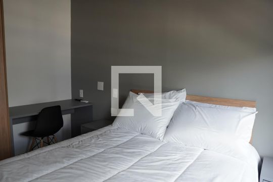 Studio de kitnet/studio para alugar com 1 quarto, 20m² em Cerqueira César, São Paulo