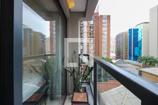 Varanda de kitnet/studio à venda com 1 quarto, 20m² em Paraíso, São Paulo