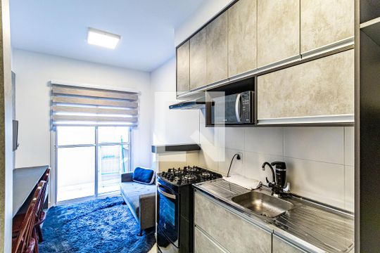 Apartamento para alugar com 1 quarto, 28m² em Ferreira, São Paulo