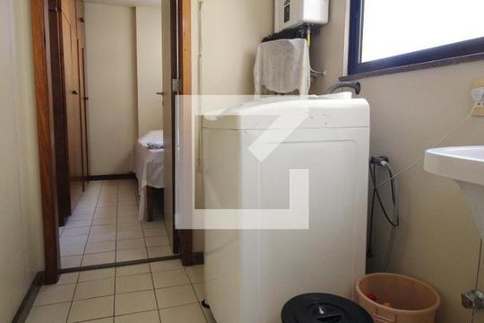Área de serviço de apartamento para alugar com 3 quartos, 122m² em Copacabana, Rio de Janeiro