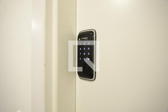 Fechadura Eletrônica de kitnet/studio para alugar com 1 quarto, 27m² em Vila Mariana, São Paulo