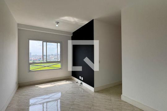 Sala de apartamento para alugar com 2 quartos, 58m² em Vila Iracema, Barueri