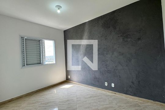 Suíte 1 de apartamento para alugar com 2 quartos, 58m² em Vila Iracema, Barueri