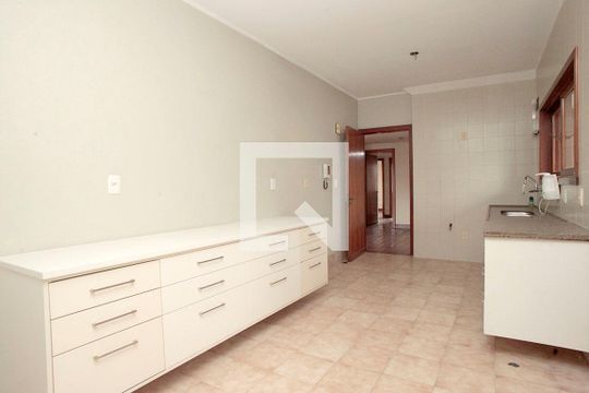 Cozinha de apartamento à venda com 3 quartos, 171m² em Rio Branco, Porto Alegre