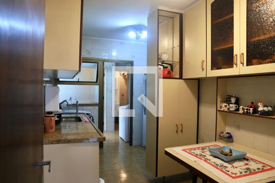 Cozinha de apartamento à venda com 3 quartos, 94m² em Bosque da Saúde, São Paulo
