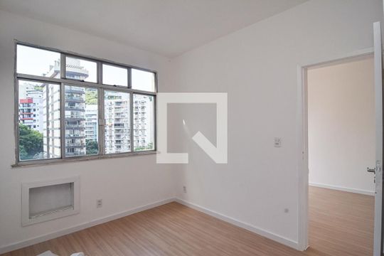 Quarto de apartamento para alugar com 1 quarto, 59m² em Icaraí, Niterói